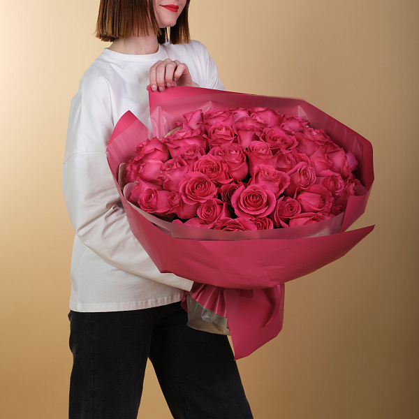 Купить Букет из 51 розовой розы 50 см (Эквадор) в  с бесплатной доставкой: цена, фото, описание